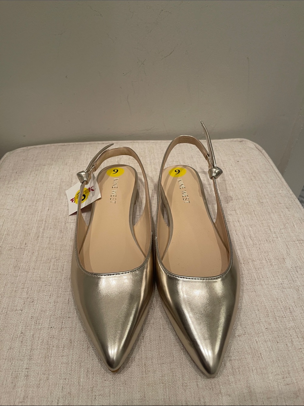 Nine West Gold Pointed Slingback Flats Size 9 NWT